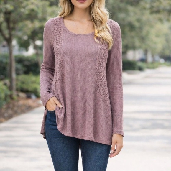 RXB Tops - NWT Long sleeve waffle knit with lace trim Dusty Rose Womens Sz M $68